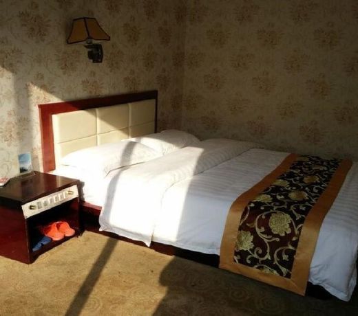 Huayu Business Hotel