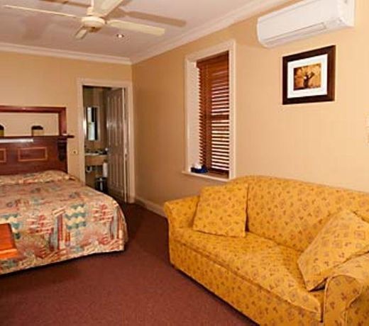 Grand Central Accommodation B&B Cobden