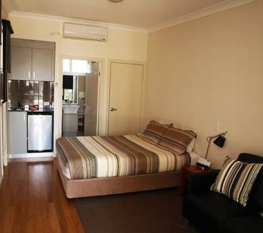 Smart Stayzzz Inns