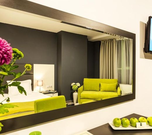 Earth & People Hotel & SPA - Free Parking