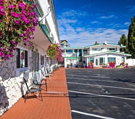 Empire Motel
