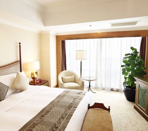 Crowne Plaza Qingdao, an IHG Hotel