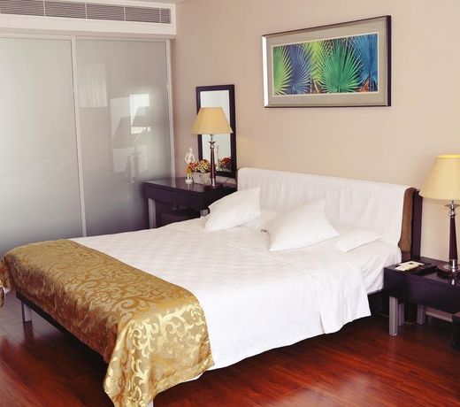 Qingdao Housing International Hotel