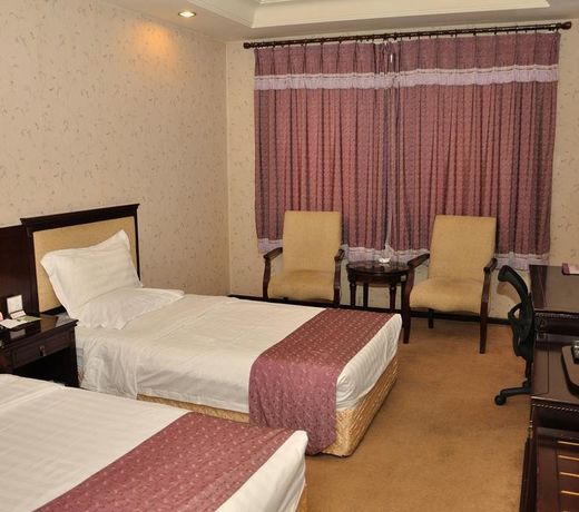 Lilac Hotel Qingdao