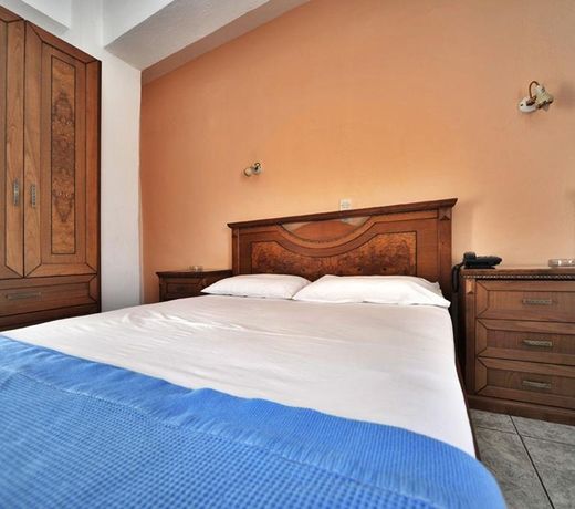Hotel Jason