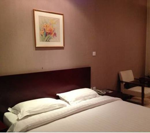THIRD SPACE PARADISE HOTEL