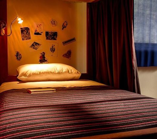 Papachos Hostel