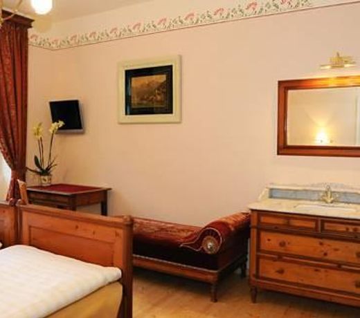 Hotel Lago di Braies