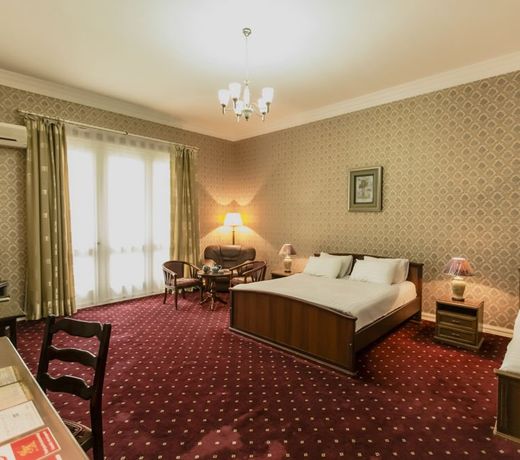 Konstantin Hotel
