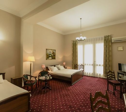 Konstantin Hotel