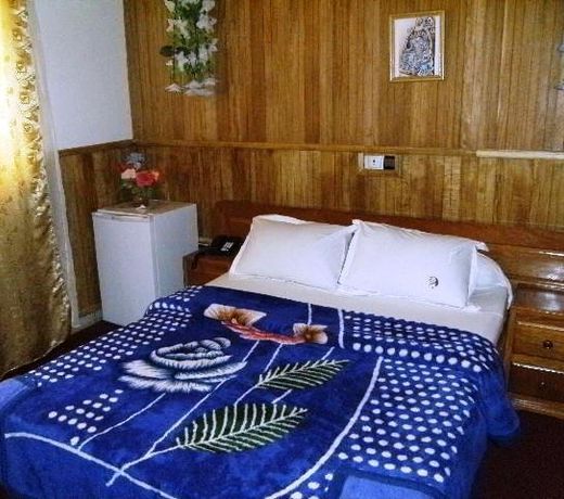 Safari Hotel