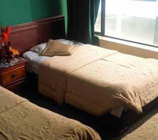 Colony Inn Hotel