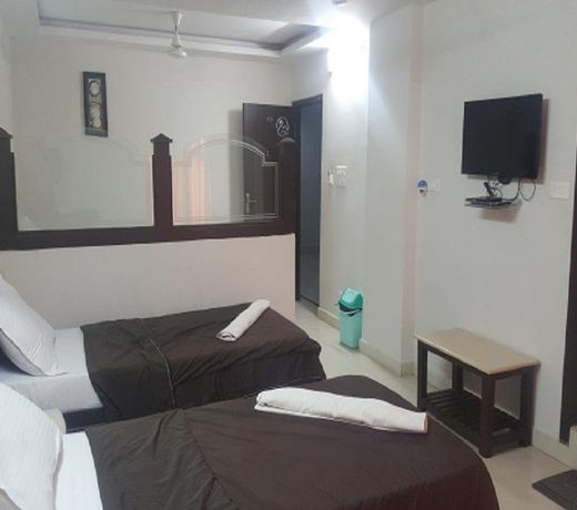 Hotel Meena Paradise