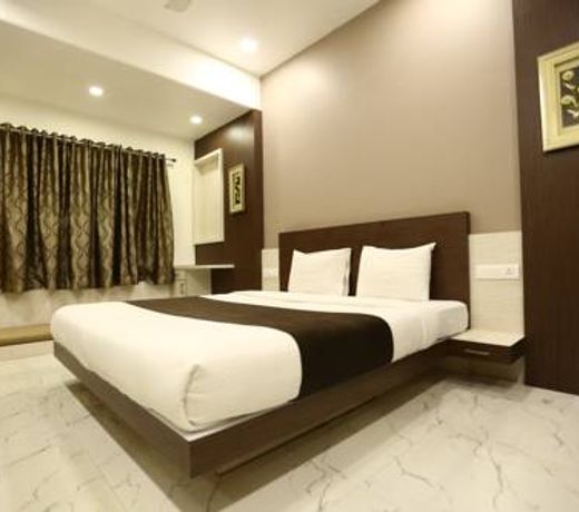 Hotel Madhuri Executive
