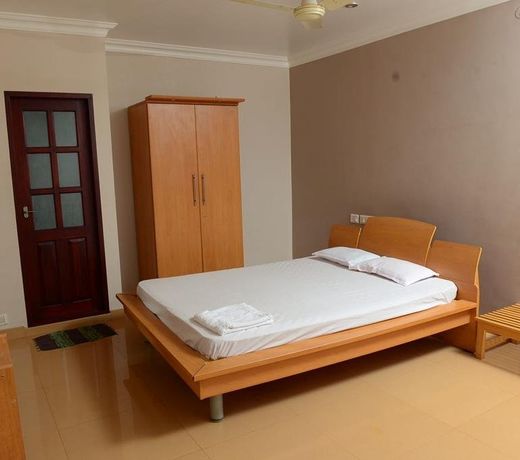 Mascot Paradise City Hotel