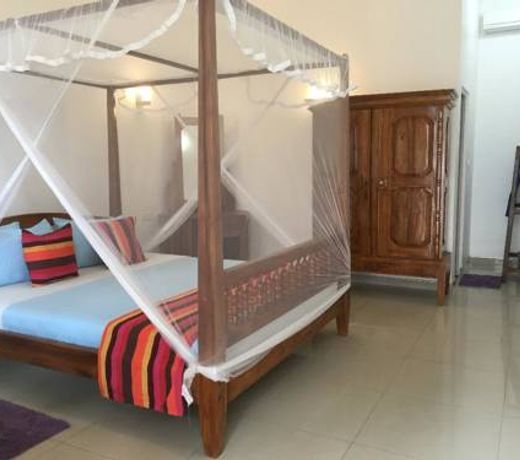Samaru Beach House