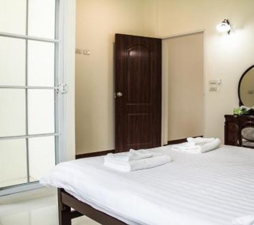Plern Pitch Residence