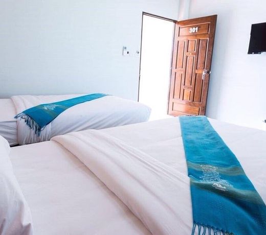 Benya Hotel