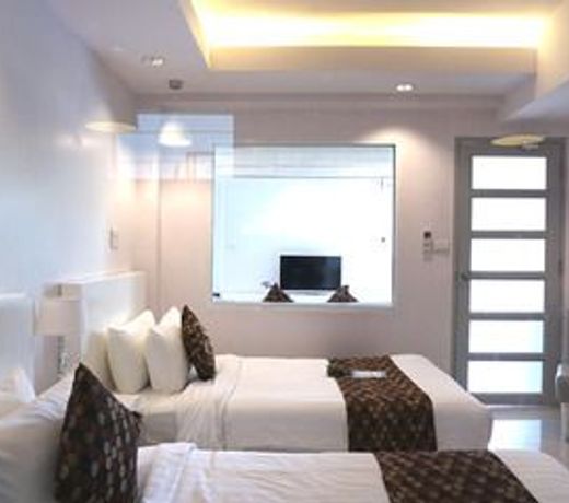 Nan Nakara Boutique