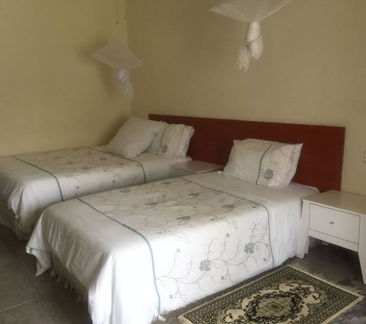 Kaliyangile Guest House