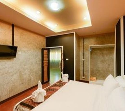 Riverpool Resort