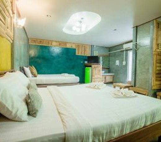 Riverpool Resort