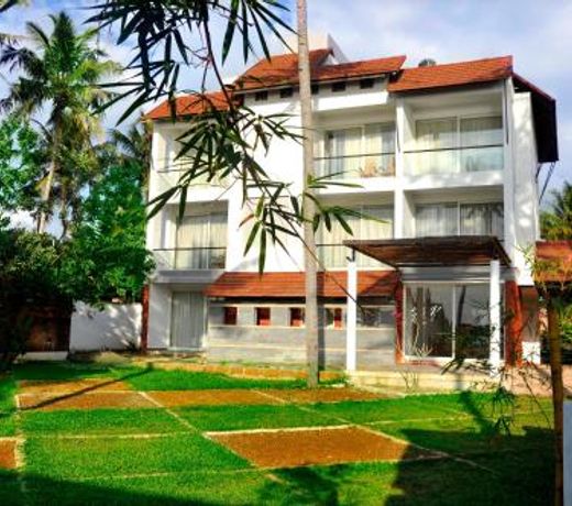 Palan Beach Resort