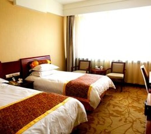 Luoyang Yijun Hotel