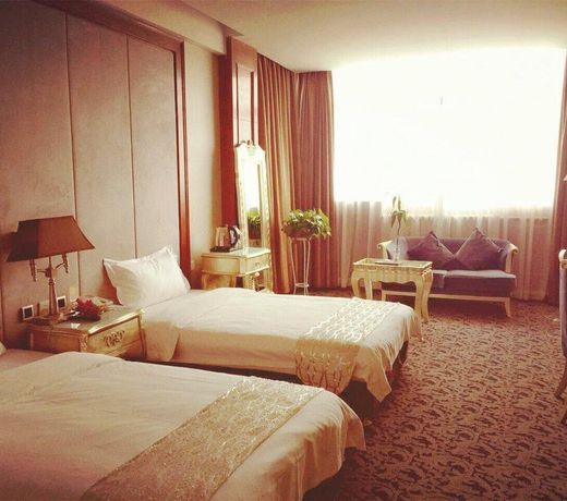 Luoyang Bohemia Hotel