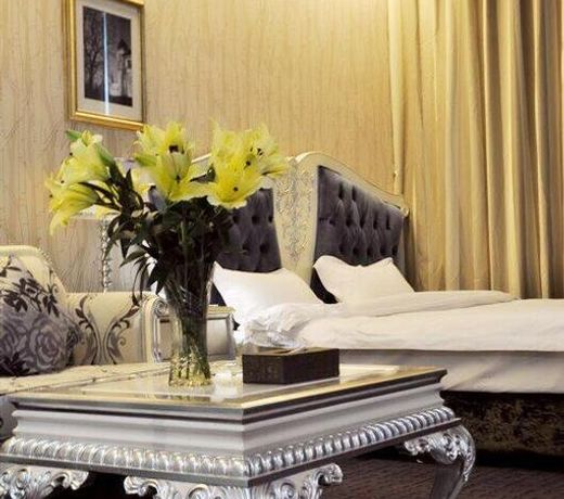 Luoyang Bohemia Hotel