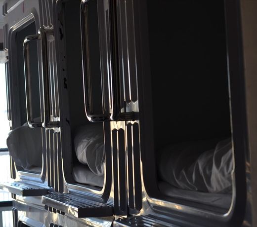 Molotoff Capsule Hotel