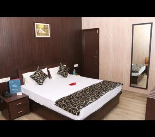 Hotel Leela Classic