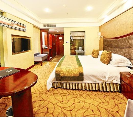 Celebrity Hotel