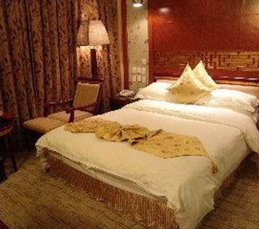 Kunming Golden Spring Hotel