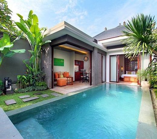 Seminyak Icon - by Karaniya Experience - CHSE certified