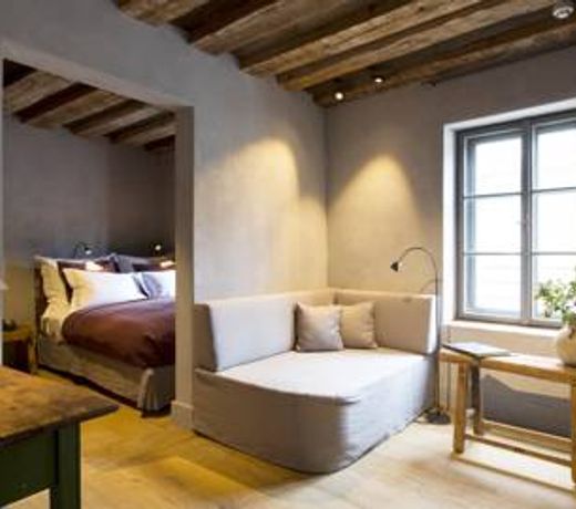Townhouse Weisses Kreuz
