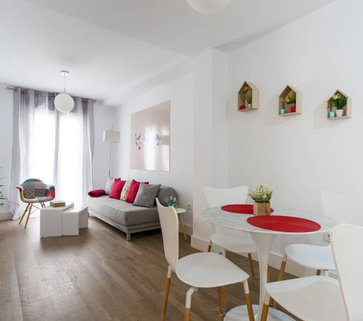 Mint Urban Suites Boho-Chic Retreat