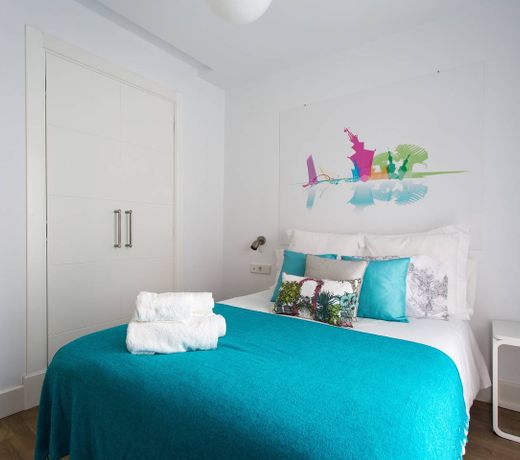 Mint Urban Suites Boho-Chic Retreat