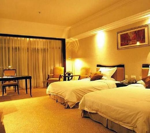 Wuyi Country Garden Phoenix Hotel