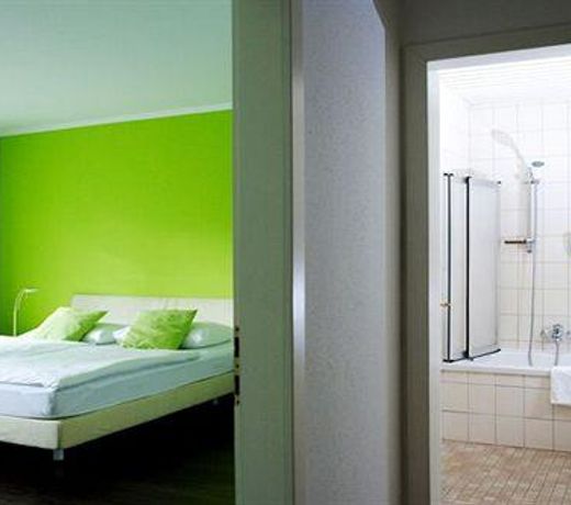 HOTEL MADER