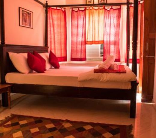 Jaisalmer Hostel Crowd