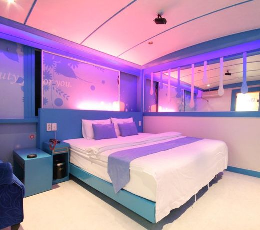 V1 Motel