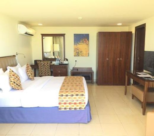 Golden Tulip Sharma Resort