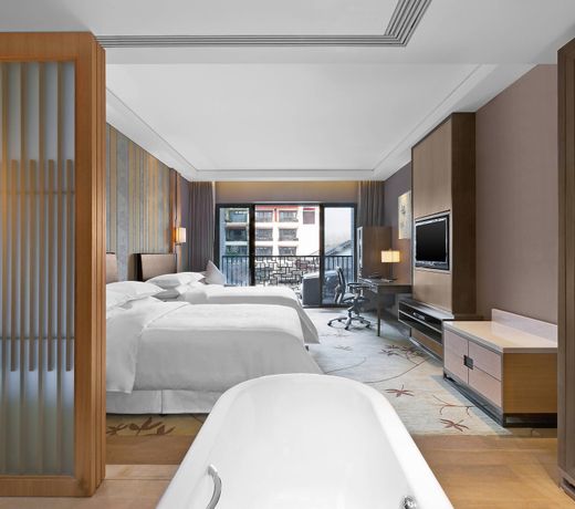 Sheraton Grand Hangzhou Wetland Park Resort