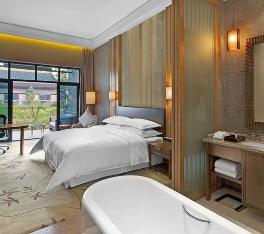 Sheraton Grand Hangzhou Wetland Park Resort