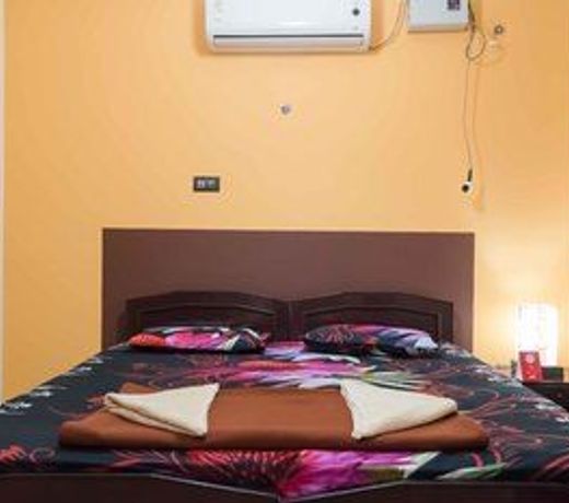 OYO 7273 StayOut near Candolim Beach