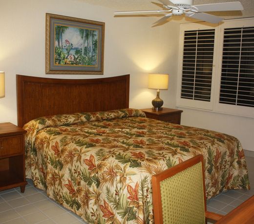 Maui Schooner Resort