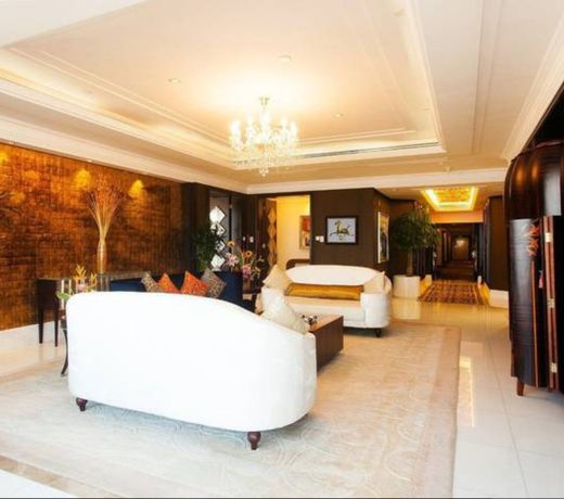 TIENYOW GRAND HOTEL