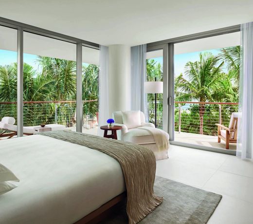 The Miami Beach EDITION