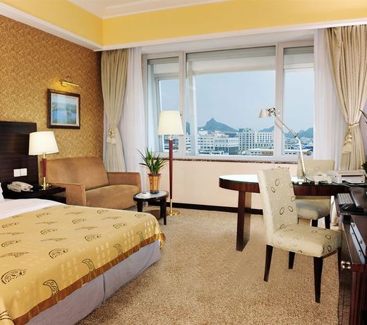 Lijiang Waterfall Hotel Guilin